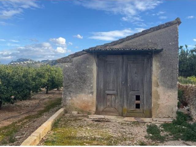 Parcela rústica con posibilidad de edificación en Pego – Naturaleza, tranquilidad y cercanía al pueb
