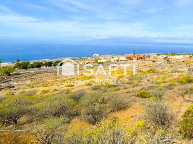 PARCELA RÚSTICA DE 15.249M2 CON VISTAS AL MAR EN ADEJE, TENERIFE