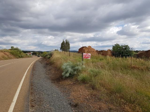 PARCELA RÚSTICA DE 2357 M2 A LA VENTA