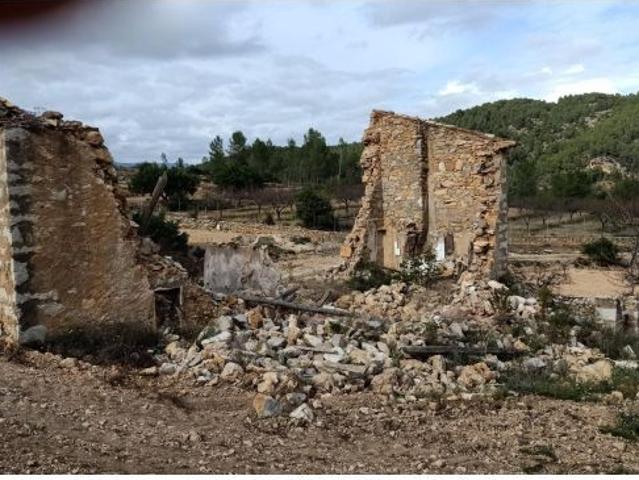 Parcela rústica en Rio Safont, Atzeneta del Maestrat Castellón