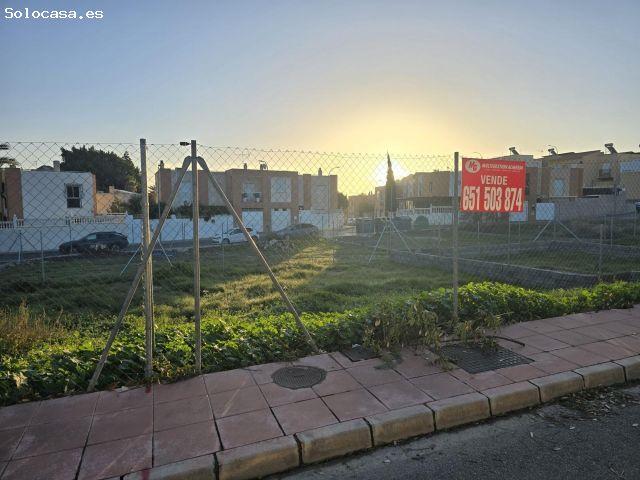 Parcela urbana con 328 m2 edificables en Huércal de Almería PB+2