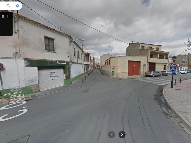 PARCELA URBANA CON EDIFICACIÓN EN ALBACETE
