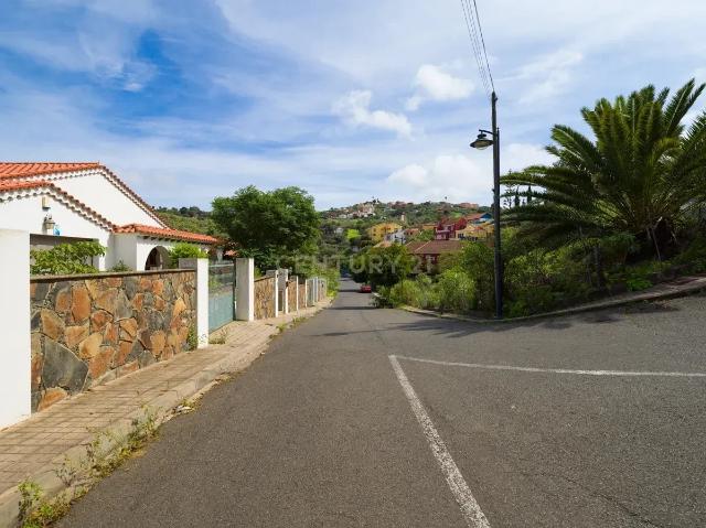Parcela urbana con fantásticas vistas en Santa Brígida