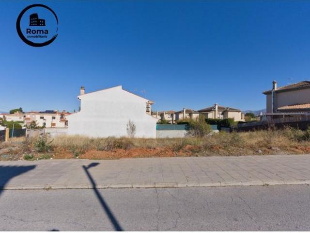 PARCELA URBANA DE 560m2 en calle KEOPS, OTURA