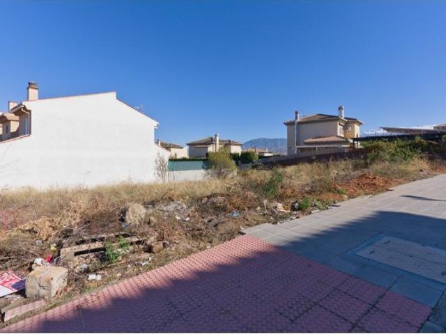 PARCELA URBANA DE 560m2 EN OTURA