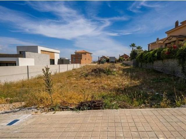 Parcela urbana de 770 m2 en Cañadas del Parque