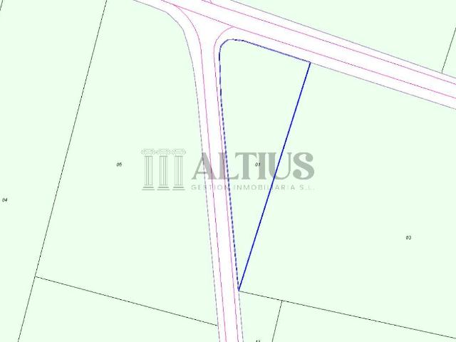 Parcela urbana de 785 m² en el centro de Vedra, excelente ubicación