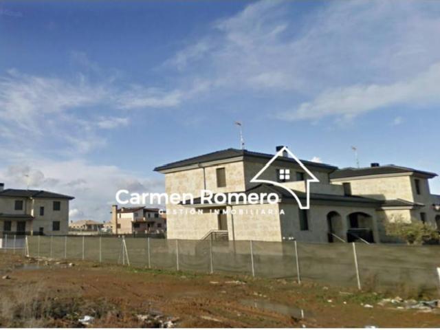 PARCELA URBANA DE 1000 M2 EN URB. LAS TORAS. SAN CRISTOBAL DE LA CUESTA
