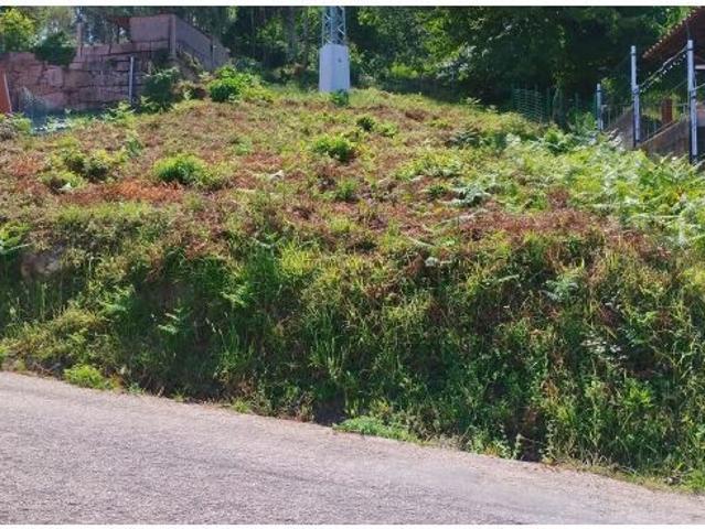 Parcela Urbana en Teis, Vigo, con Vistas a la Ría