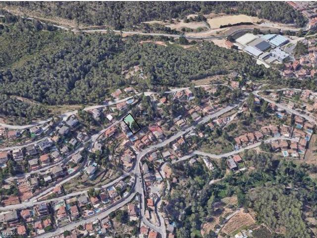 Parcela urbana en venta en Corbera de Llobregat – Urbanización Creu de Sussalba