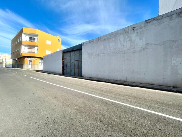 Parcela urbana en el Cruce de Arinaga