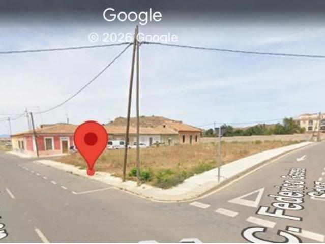 Parcela urbana en esquina de 1.154 m2 en La Unión – Ideal para promoción o inversión