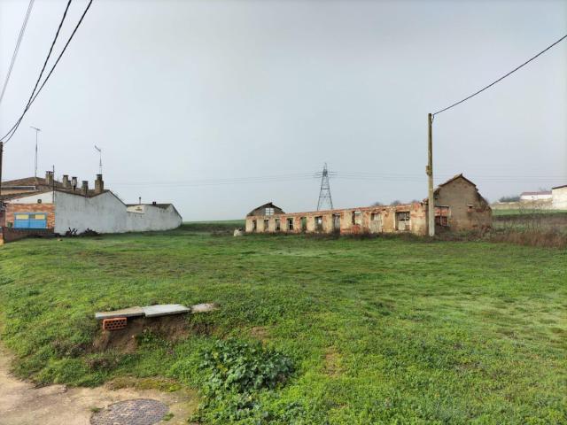 PARCELA URBANA EN GERIA
