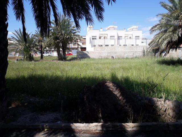 PARCELA URBANIZABLE EN GRANJA DE ROCAMORA