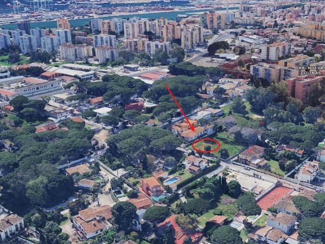 Parcela urbana en Los Pinos, Algeciras