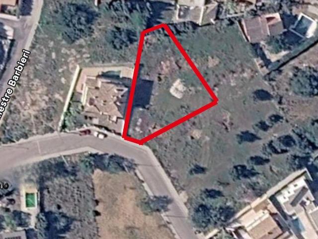 PARCELA URBANA EN MONTEJARQUE