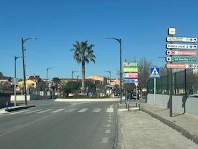 PARCELA URBANA EN OTURA PARA CONSTRUIR TU VIVIENDA A TU MEDIDA Y GUSTO, IDEAL SU UBICACION