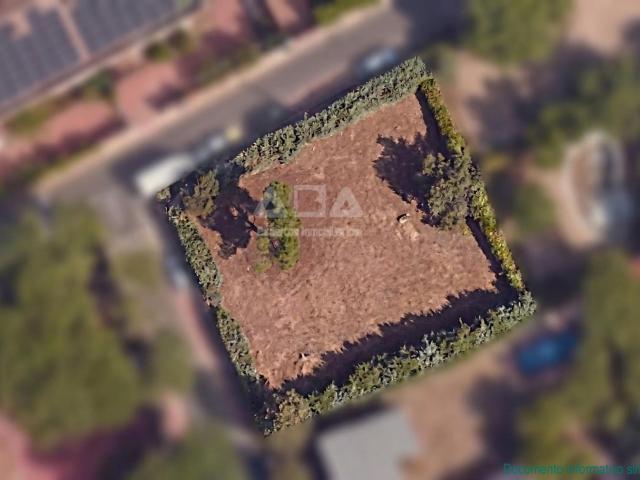 Parcela Urbana Llana de 901 m2 en Las Rozas | Proyecto Opcional | ABA Expertos Inmobiliarios