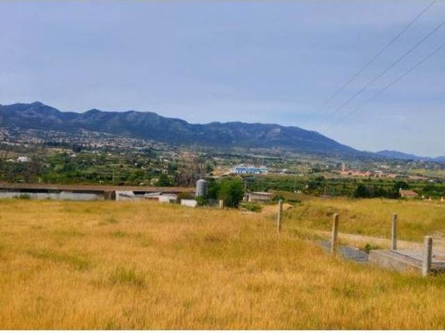 PARCELA URBANA PARA UNIFAMILIAR EN EL ROMERAL ALHAURÍN DE LA TORRE