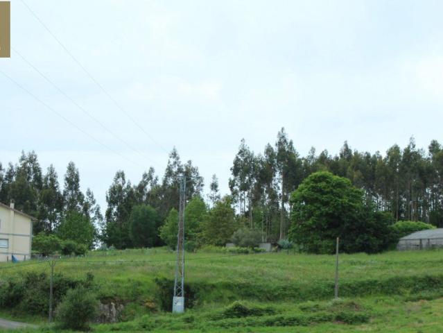 Parcela urbanizable de 3.400m2 en Paiosaco