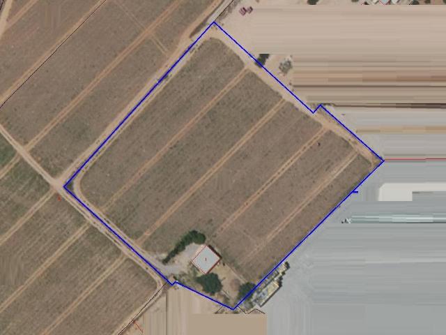 PARCELA 14.000 m2 con ALMACÉN en PURIAS