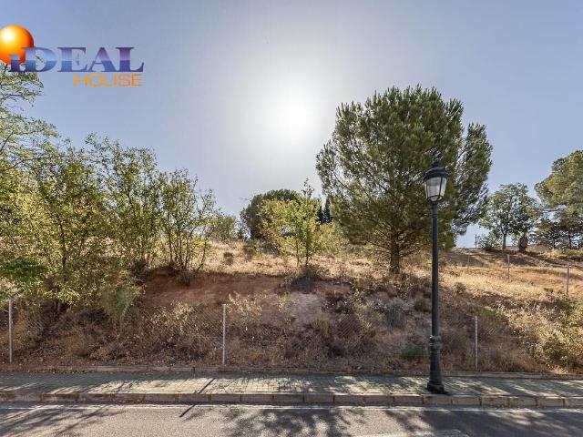 PARCELA 610 M2 EN CORTIJO DE LA LUZ, OTURA