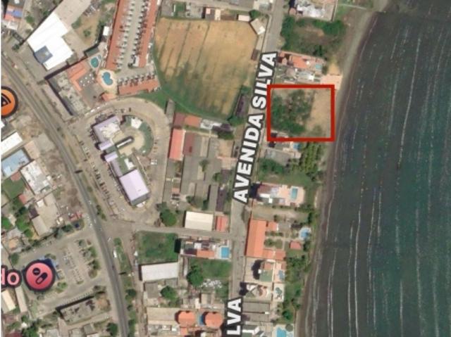Parcelas unificadas en tucacas Av Silva frente al mar proyecto listo