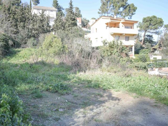 Parcelas en venta en la urbanización El Telegraf de Montornés del Vallés