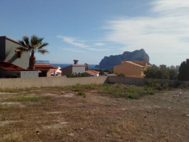 Parcelas libres de construcción y vistas al mar en Calpe Carrió Alto