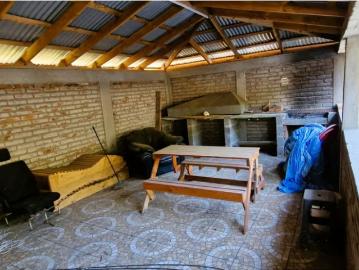Parcelas Puchuncaví | venta | de parcela de 15.000 m2. Con casa, quincho y piscina, en Pucalán. 200 M$: CLP 200000. 00