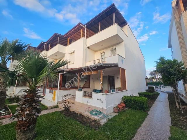 Parcell Den Balıkesir Edremit Güre De Satılık Triplex Villa