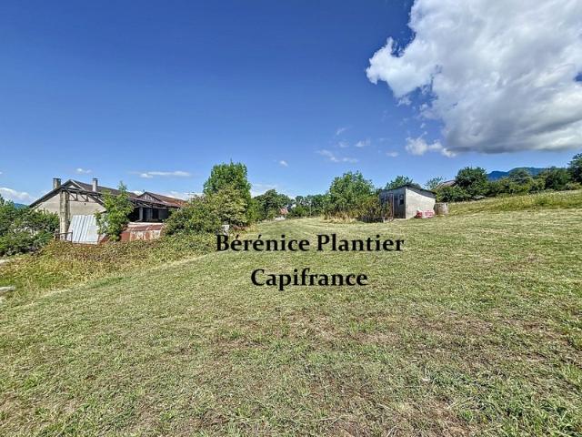 Parcelle de 3 000 m²