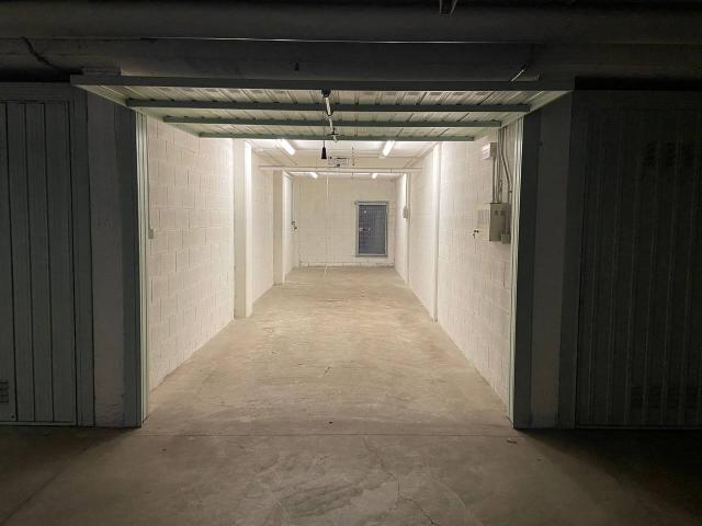 Parcheggio chiuso in vendita a Bologna