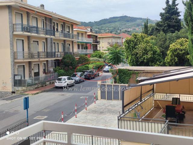 Parcheggio chiuso in vendita a Diano Marina