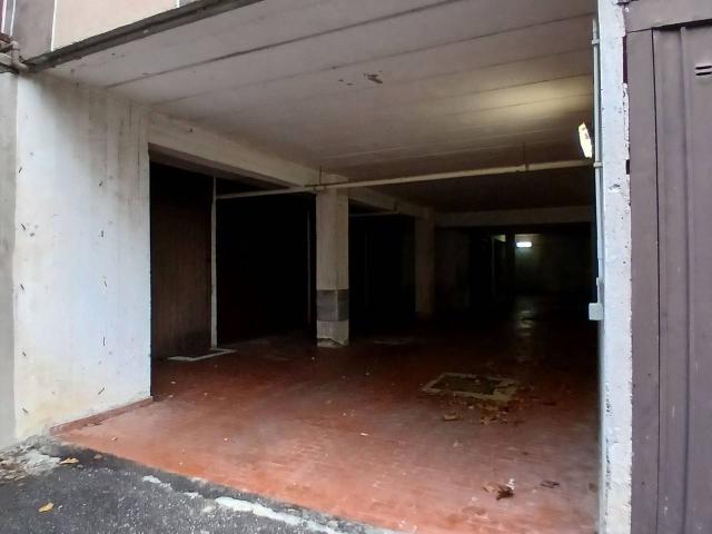 Parcheggio chiuso in vendita a Morlupo