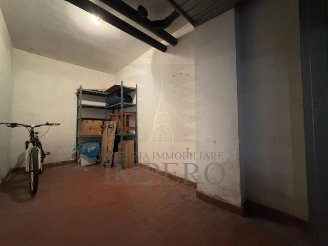 Parcheggio chiuso in vendita a Ventimiglia