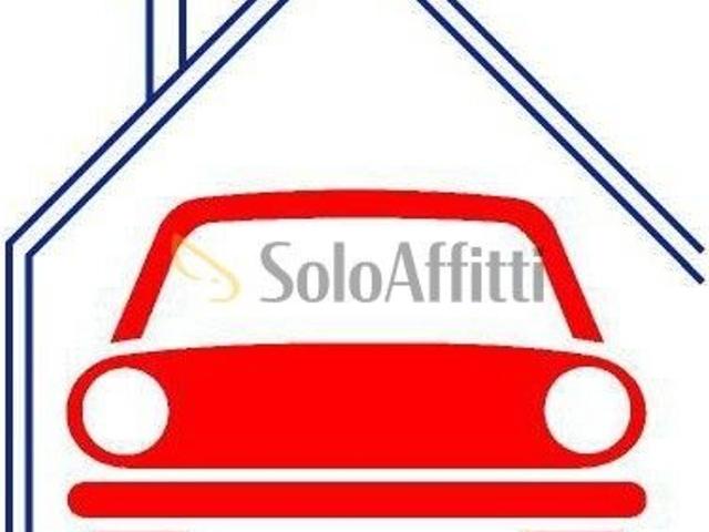 Parcheggio chiuso in affitto a Settimo Torinese