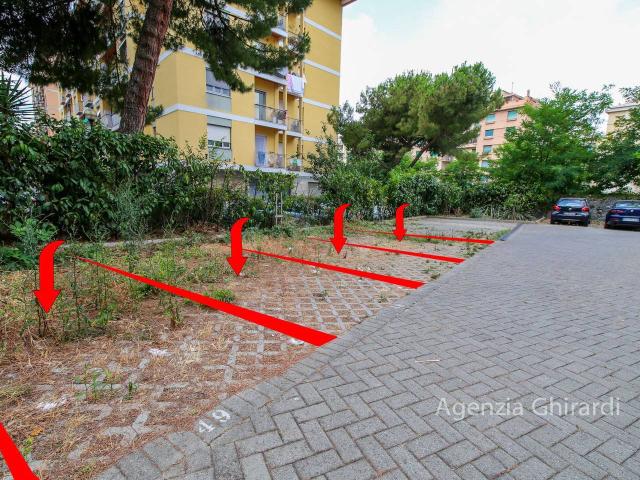 Parcheggio in vendita a Genova