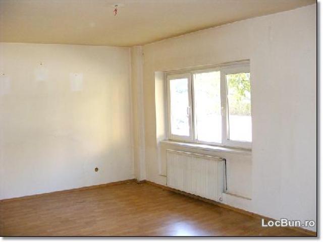 Parcul Trandafirilor, 2 camere, confort 1, decomandat
