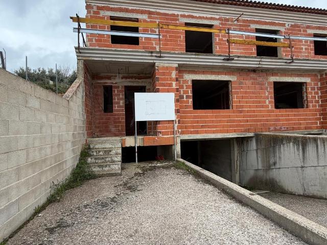 Pareado Derecha en venta en Carcelén