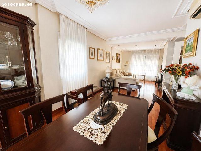 Pareado en Venta en Montequinto, Sevilla