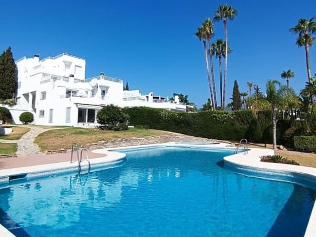 Pareado en venta en Nueva Andalucia, Málaga Costa del Sol
