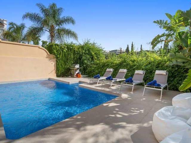 Pareado en venta en Nueva Andalucia, Málaga Costa del Sol