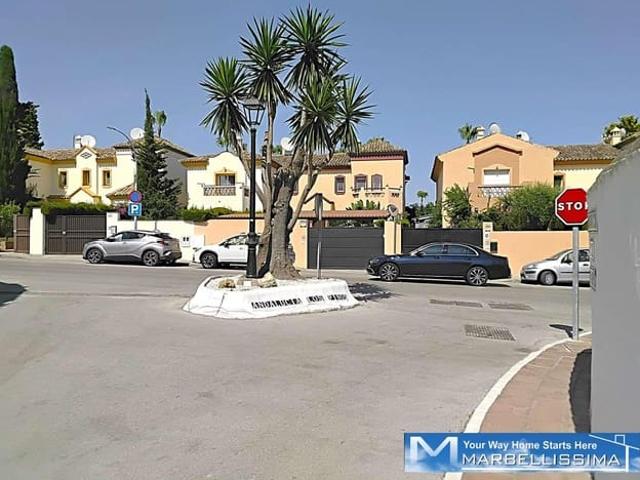 Pareado en venta en Bel Air, Málaga Costa del Sol