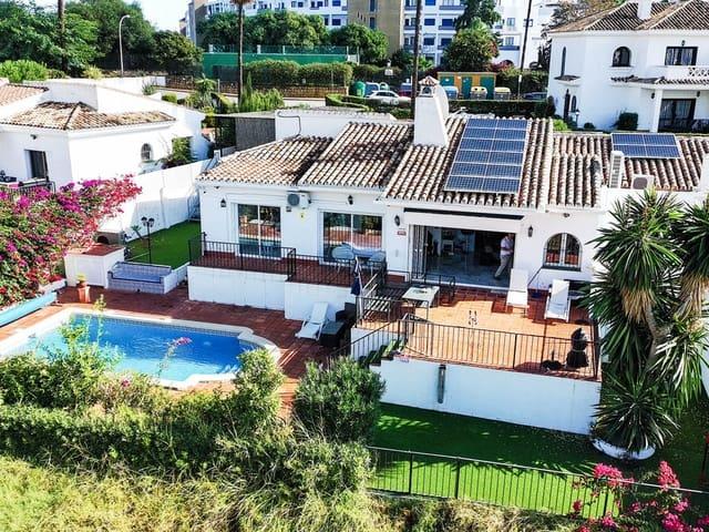 Pareado en venta en La Duquesa / Puerto de la Duquesa, Málaga Costa del Sol