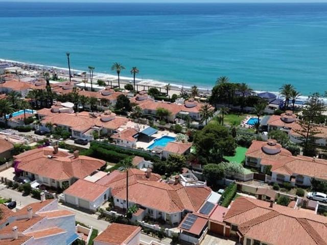 Pareado en venta en Torrox Costa, Málaga Costa del Sol