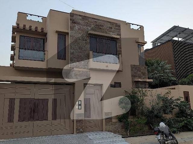 Parekh estate is offering 500 yard slightly used upper portion for rent