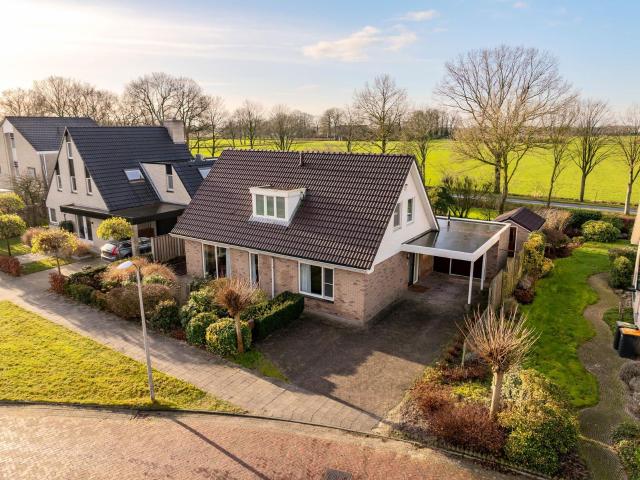 Parelgras, 20, 7908RE, Hoogeveen, Drenthe 7908RE