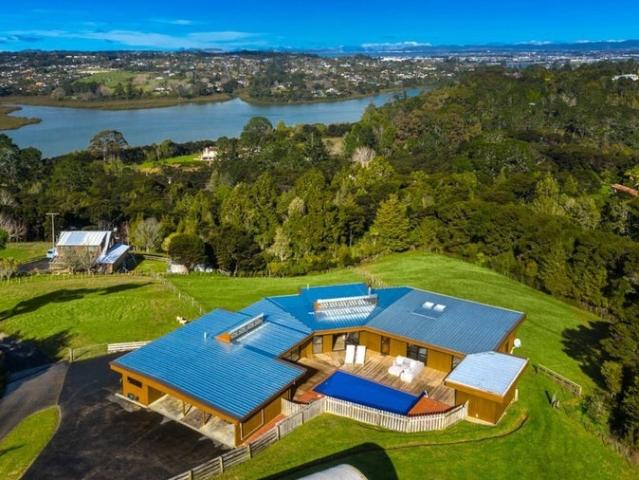 paremoremo, 4 bedrooms