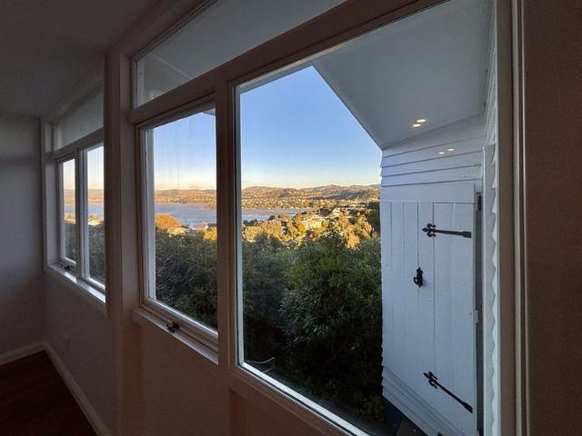 paremata, 3 bedrooms